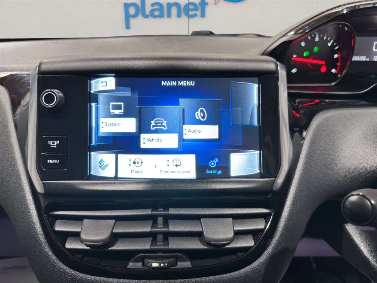 2014 PEUGEOT 208 2014 PEUGEOT 208
