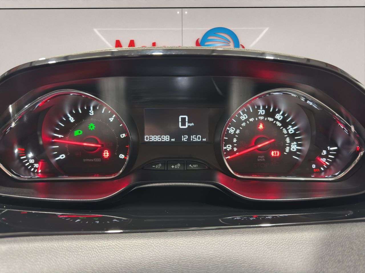 2014 PEUGEOT 208 2014 PEUGEOT 208