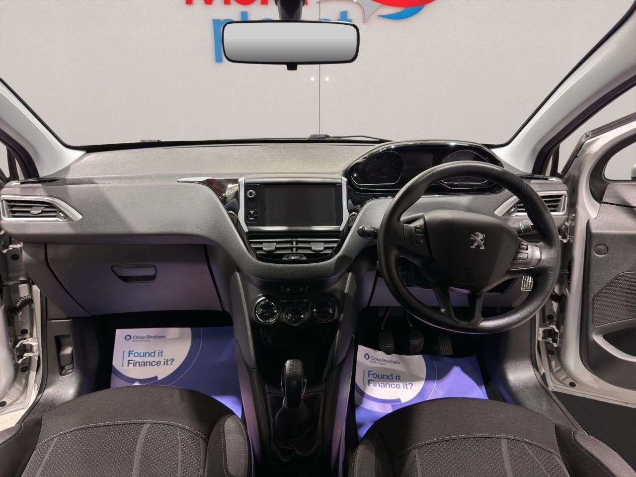 2014 PEUGEOT 208 2014 PEUGEOT 208