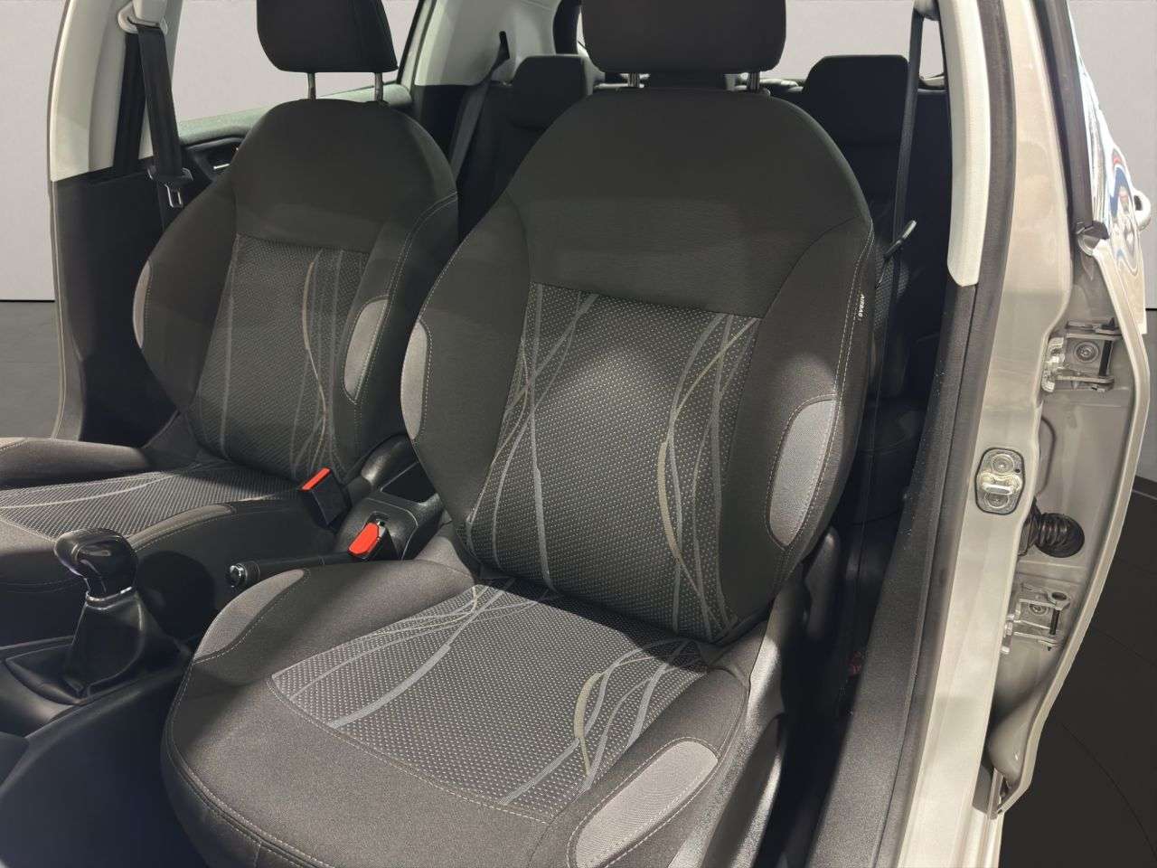 2014 PEUGEOT 208 2014 PEUGEOT 208