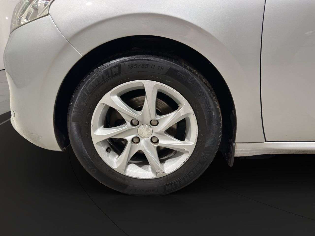 2014 PEUGEOT 208 2014 PEUGEOT 208