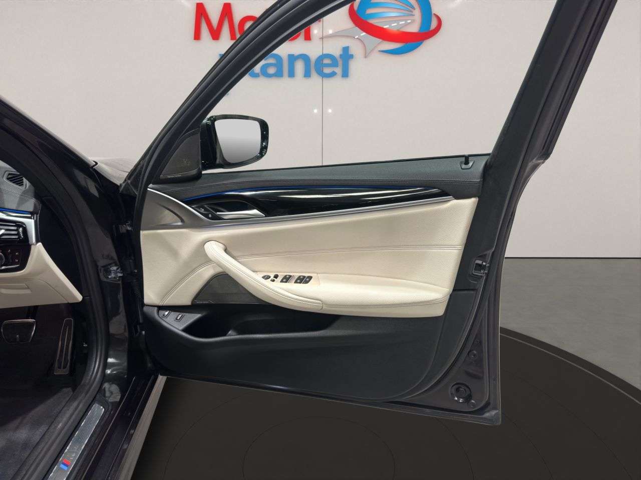 2020 BMW 5 SERIES 2020 BMW 5 SERIES