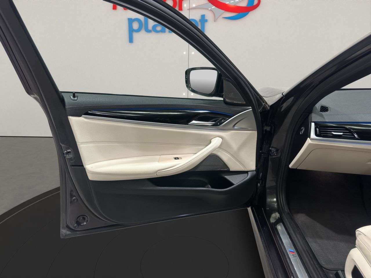 2020 BMW 5 SERIES 2020 BMW 5 SERIES