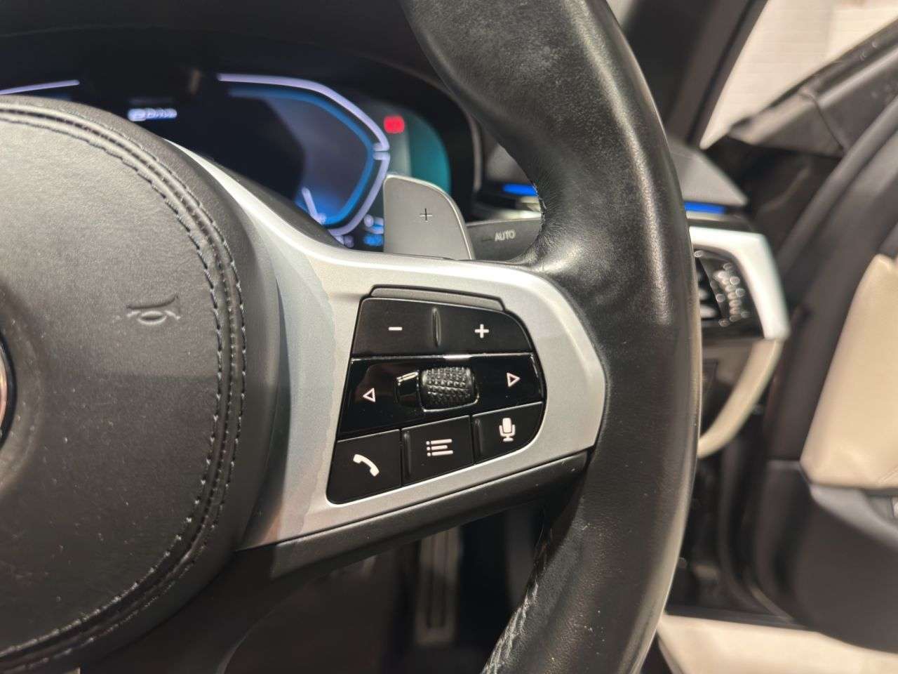 2020 BMW 5 SERIES 2020 BMW 5 SERIES