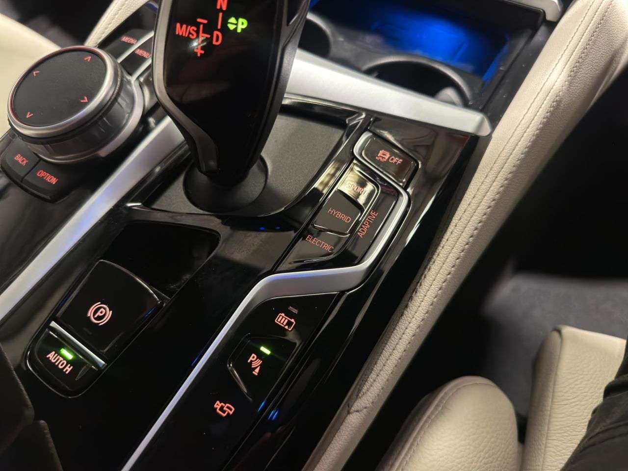 2020 BMW 5 SERIES 2020 BMW 5 SERIES