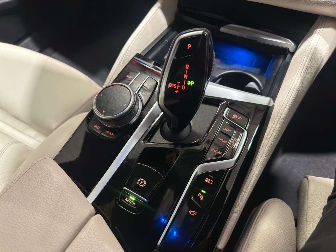 2020 BMW 5 SERIES 2020 BMW 5 SERIES