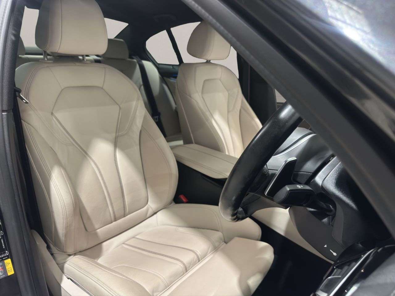 2020 BMW 5 SERIES 2020 BMW 5 SERIES