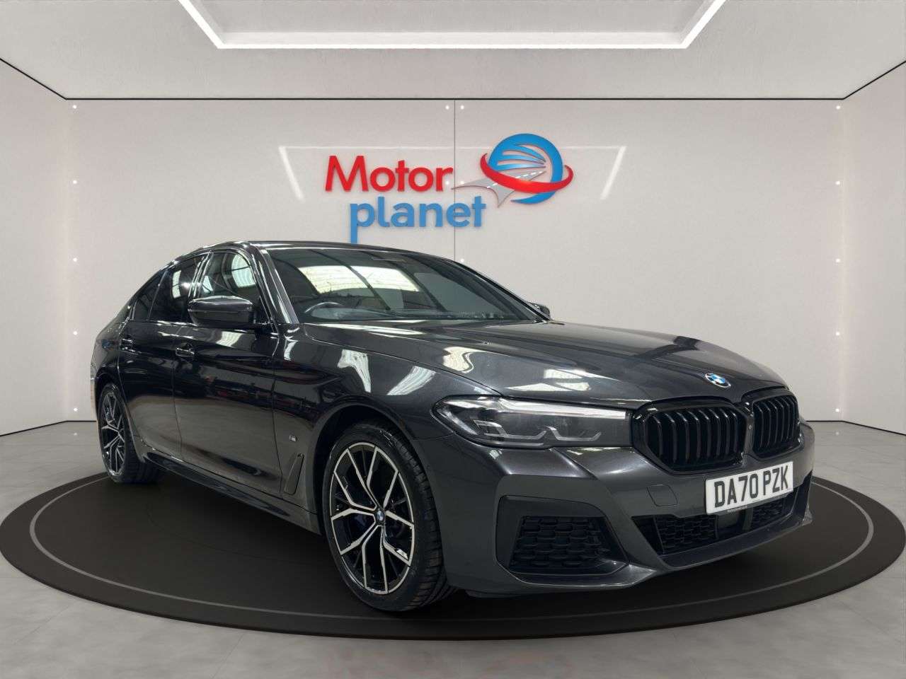 A 2020 BMW 5 SERIES 2.0 530e 12kWh M Sport Saloon 4dr Petrol Plug-in Hybrid Steptronic Euro 6 ( A 2020 BMW 5 SERIES 2.0 530e 12kWh M Sport Saloon 4dr Petrol Plug-in Hybrid Steptronic Euro 6 (