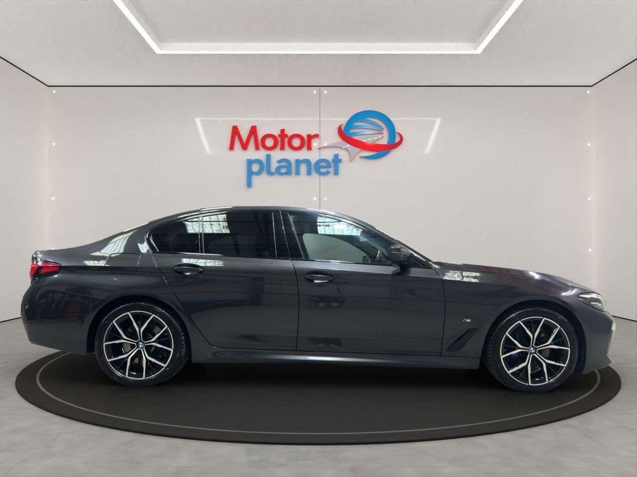 2020 BMW 5 SERIES 2020 BMW 5 SERIES