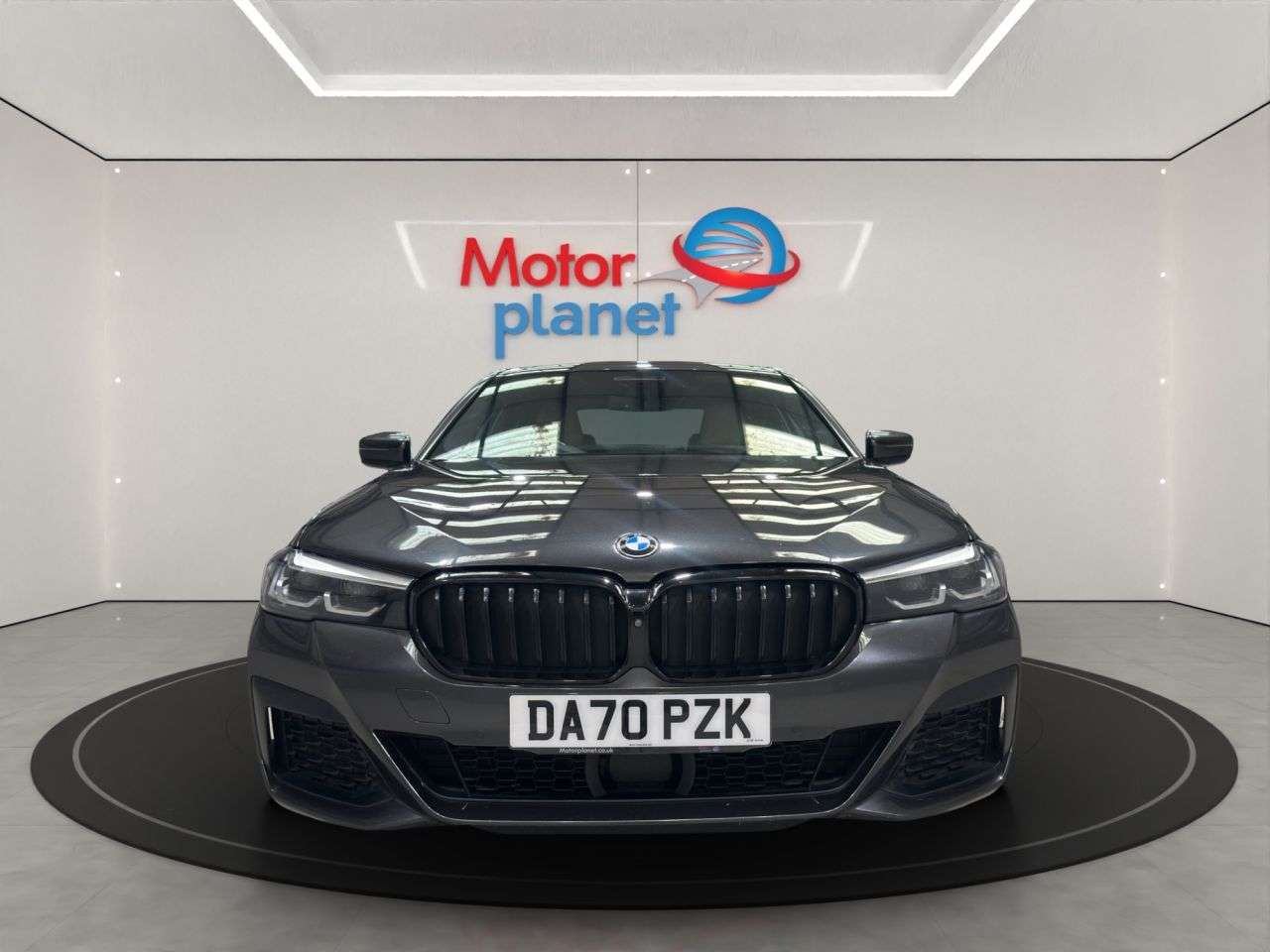 A 2020 BMW 5 SERIES 2.0 530e 12kWh M Sport Saloon 4dr Petrol Plug-in Hybrid Steptronic Euro 6 ( A 2020 BMW 5 SERIES 2.0 530e 12kWh M Sport Saloon 4dr Petrol Plug-in Hybrid Steptronic Euro 6 (