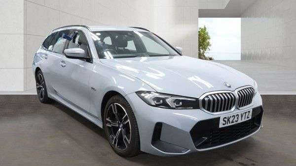 A 2023 BMW 3 SERIES 2.0 330e 12kWh M Sport Touring 5dr Petrol Plug-in Hybrid Auto Euro 6 (s/s) A 2023 BMW 3 SERIES 2.0 330e 12kWh M Sport Touring 5dr Petrol Plug-in Hybrid Auto Euro 6 (s/s)