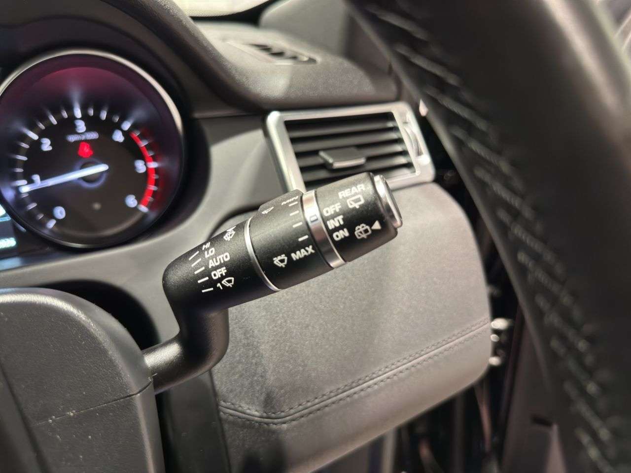 2019 LAND ROVER DISCOVERY SPORT 2019 LAND ROVER DISCOVERY SPORT