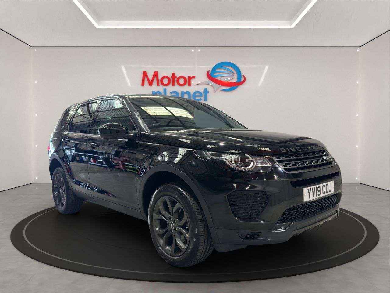 A 2019 LAND ROVER DISCOVERY SPORT 2.0 TD4 Landmark SUV 5dr Diesel Auto 4WD Euro 6 (s/s) (180 ps) A 2019 LAND ROVER DISCOVERY SPORT 2.0 TD4 Landmark SUV 5dr Diesel Auto 4WD Euro 6 (s/s) (180 ps)