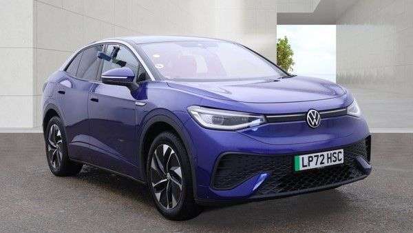 A 2022 VOLKSWAGEN ID.5 Pro 77kWh Style SUV 5dr Electric Auto (174 ps) A 2022 VOLKSWAGEN ID.5 Pro 77kWh Style SUV 5dr Electric Auto (174 ps)