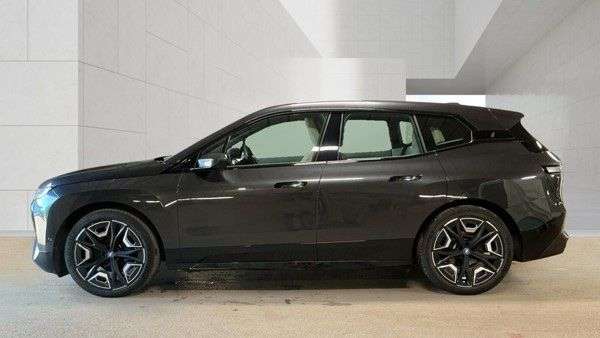 2022 BMW IX 2022 BMW IX