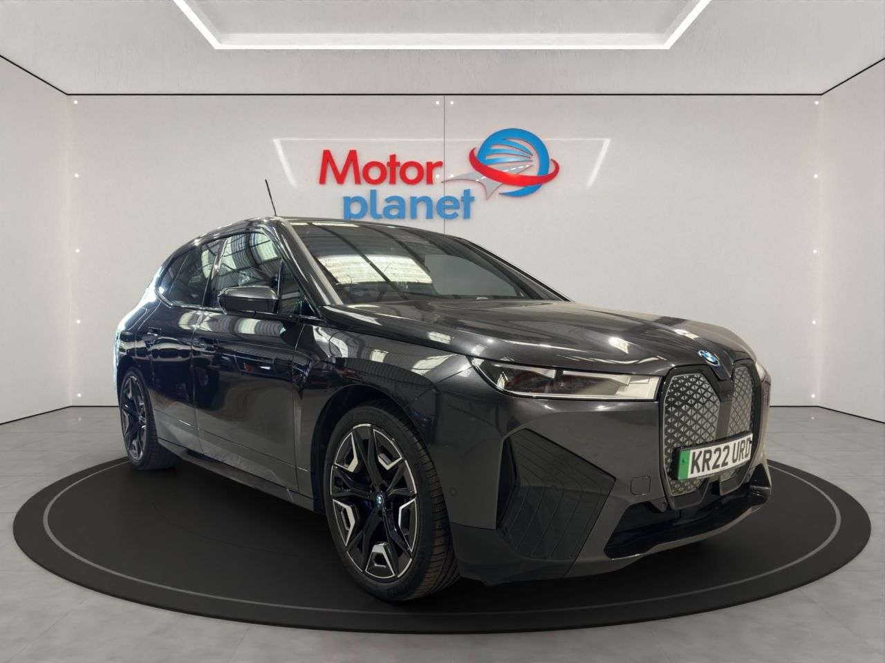 A 2022 BMW IX 40 76.6kWh M Sport SUV 5dr Electric Auto xDrive (326 ps) A 2022 BMW IX 40 76.6kWh M Sport SUV 5dr Electric Auto xDrive (326 ps)
