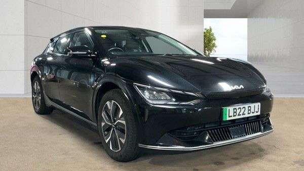 A 2022 KIA EV6 77.4kWh Air Hatchback 5dr Electric Auto (225 bhp) A 2022 KIA EV6 77.4kWh Air Hatchback 5dr Electric Auto (225 bhp)