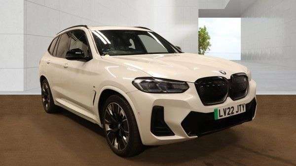 A 2022 BMW IX3 80kWh M Sport Pro SUV 5dr Electric Auto (286 ps) A 2022 BMW IX3 80kWh M Sport Pro SUV 5dr Electric Auto (286 ps)