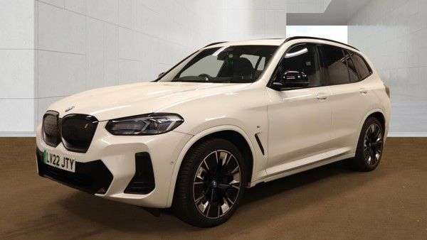 A 2022 BMW IX3 80kWh M Sport Pro SUV 5dr Electric Auto (286 ps) A 2022 BMW IX3 80kWh M Sport Pro SUV 5dr Electric Auto (286 ps)