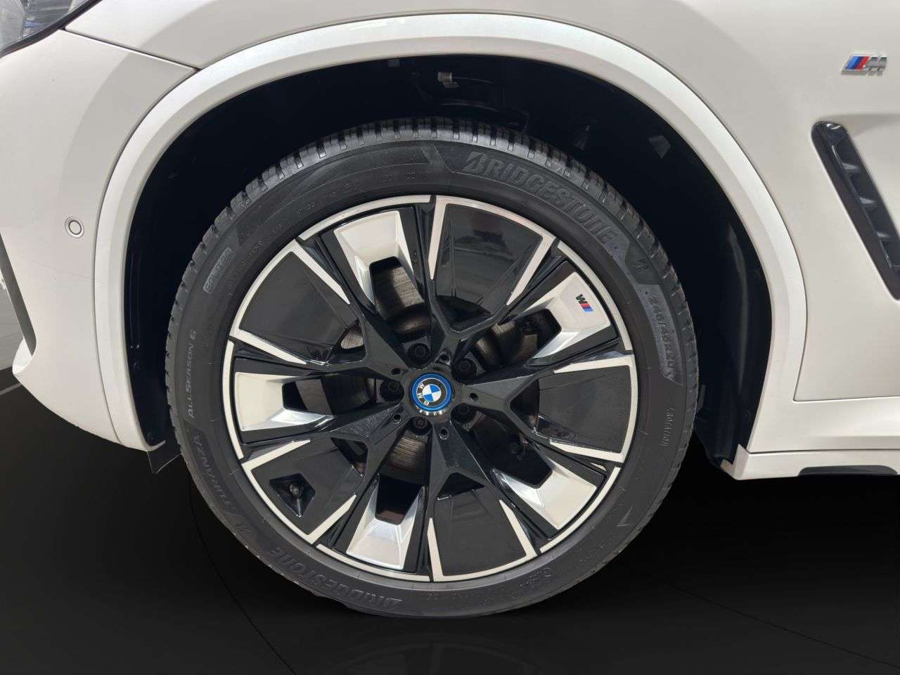 2022 BMW IX3 2022 BMW IX3