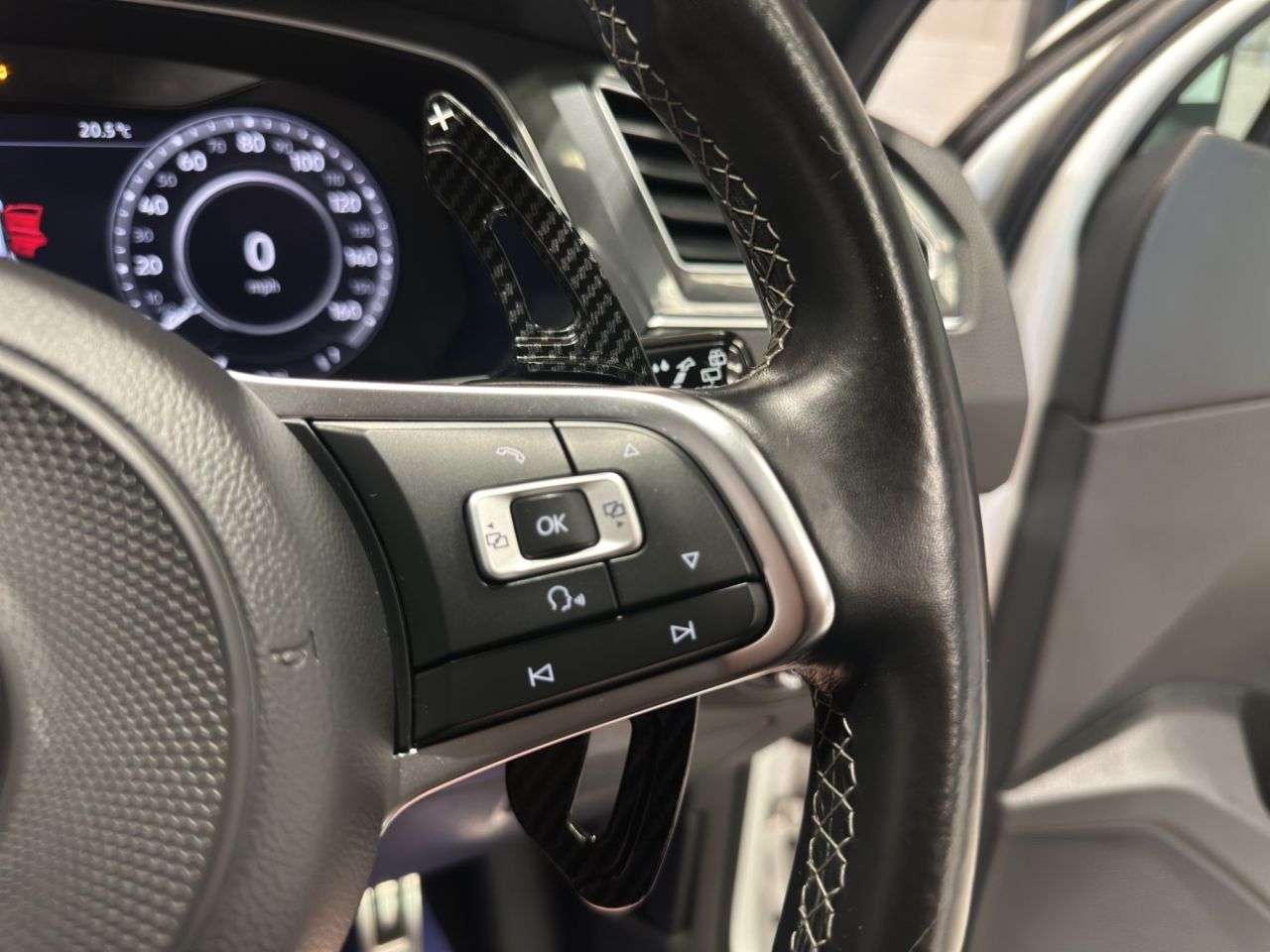 2017 VOLKSWAGEN TIGUAN 2017 VOLKSWAGEN TIGUAN