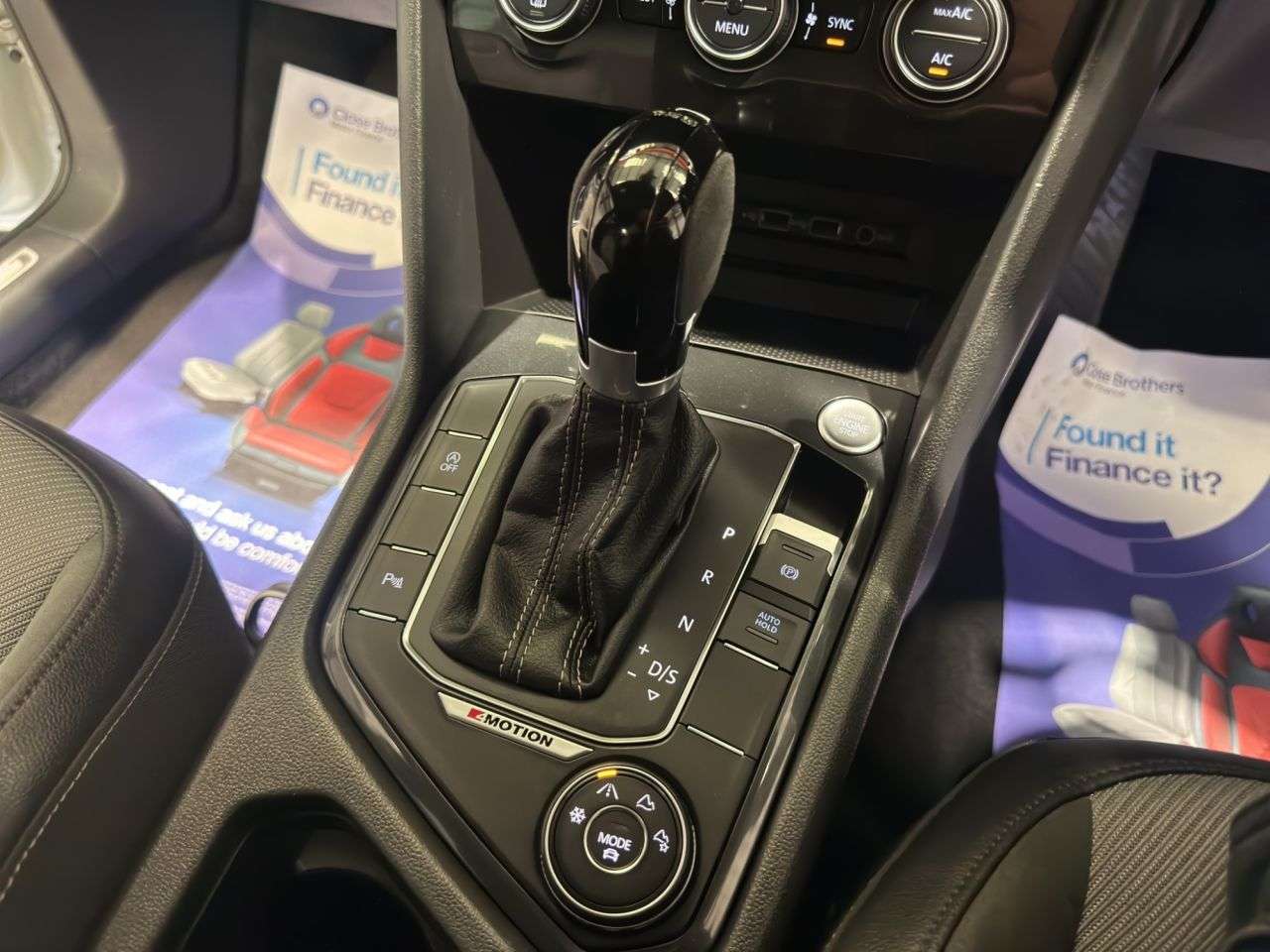2017 VOLKSWAGEN TIGUAN 2017 VOLKSWAGEN TIGUAN