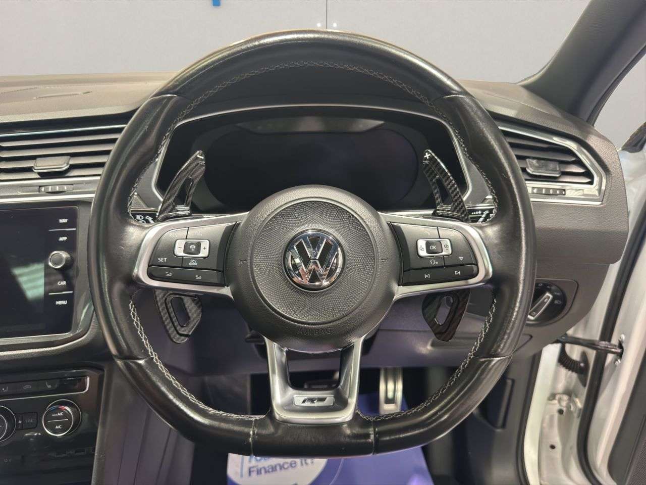 2017 VOLKSWAGEN TIGUAN 2017 VOLKSWAGEN TIGUAN