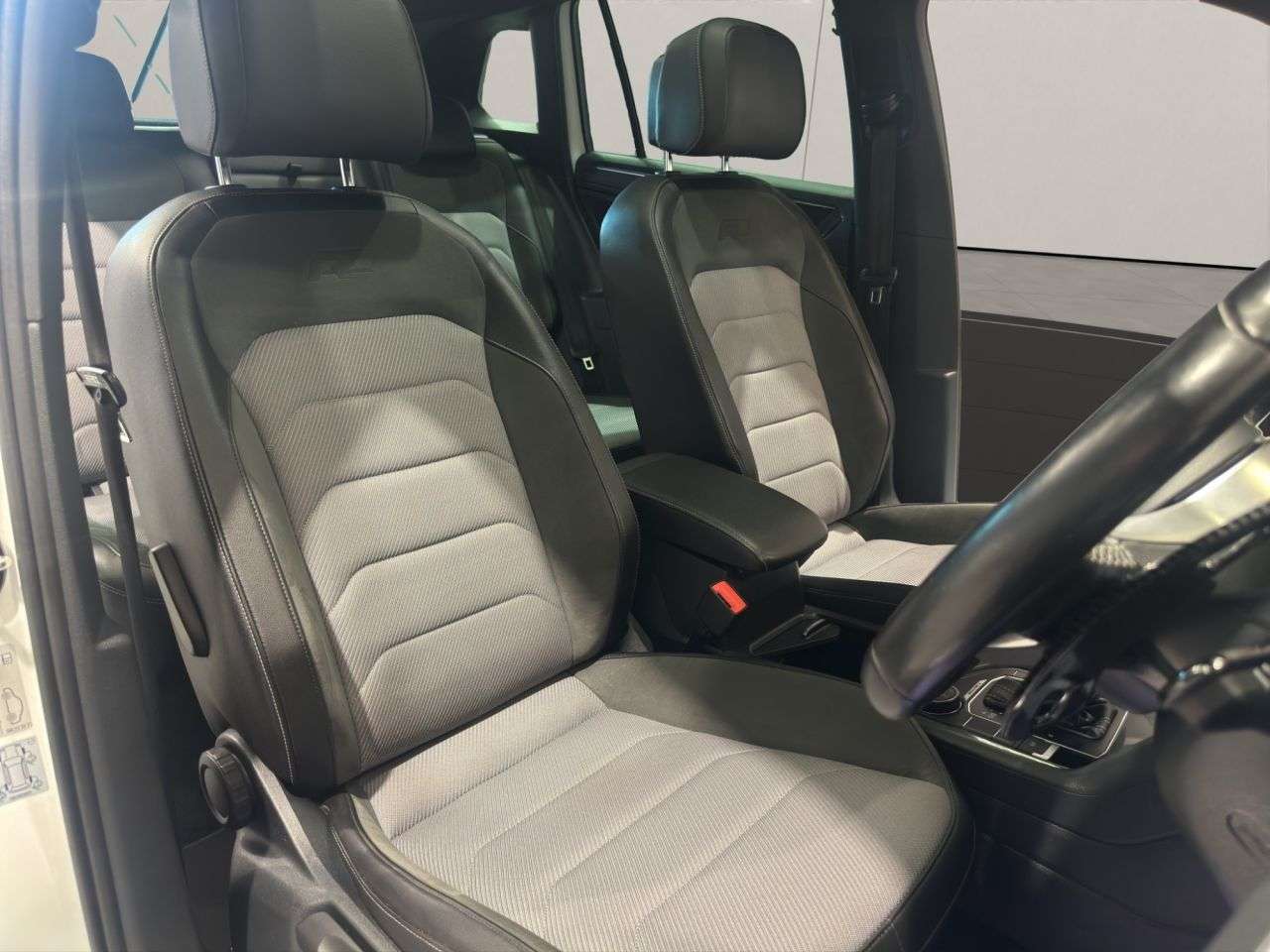 2017 VOLKSWAGEN TIGUAN 2017 VOLKSWAGEN TIGUAN