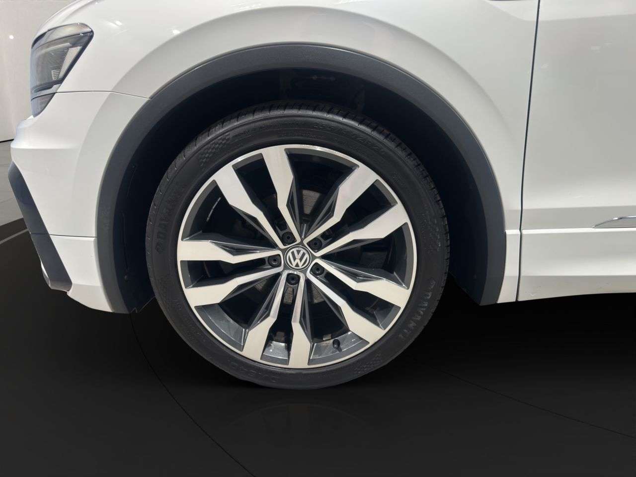 2017 VOLKSWAGEN TIGUAN 2017 VOLKSWAGEN TIGUAN