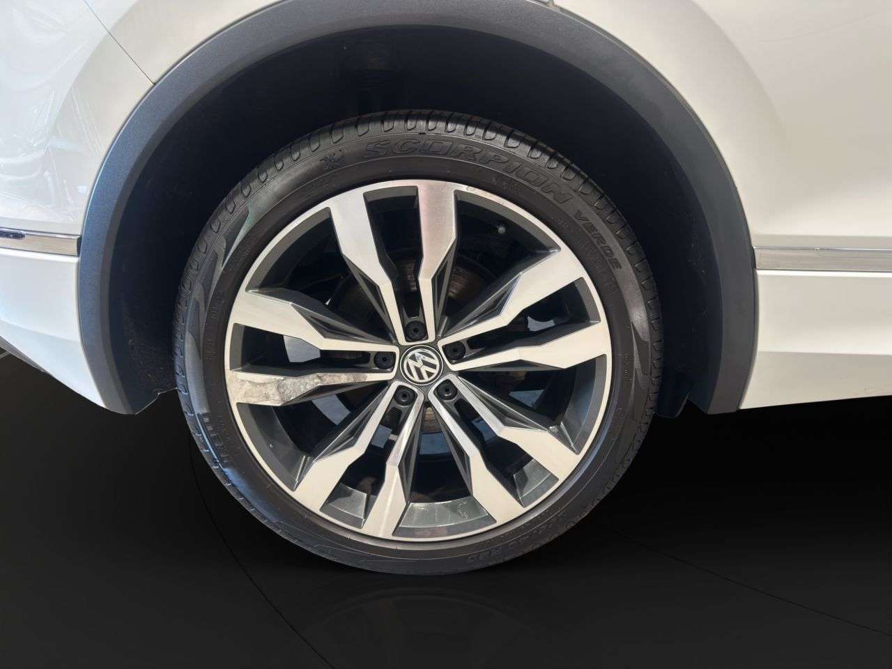 2017 VOLKSWAGEN TIGUAN 2017 VOLKSWAGEN TIGUAN