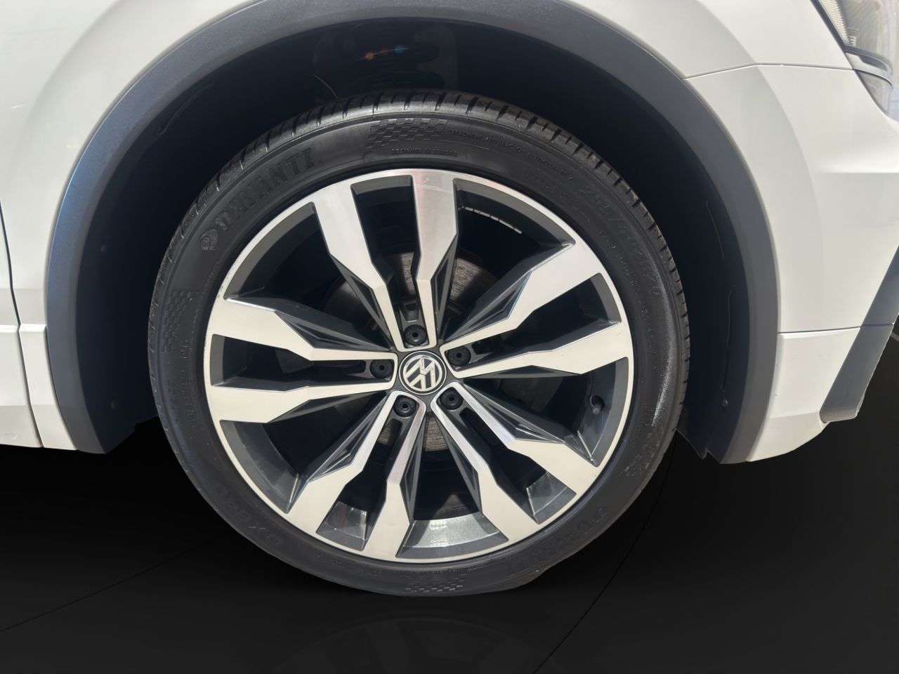 2017 VOLKSWAGEN TIGUAN 2017 VOLKSWAGEN TIGUAN