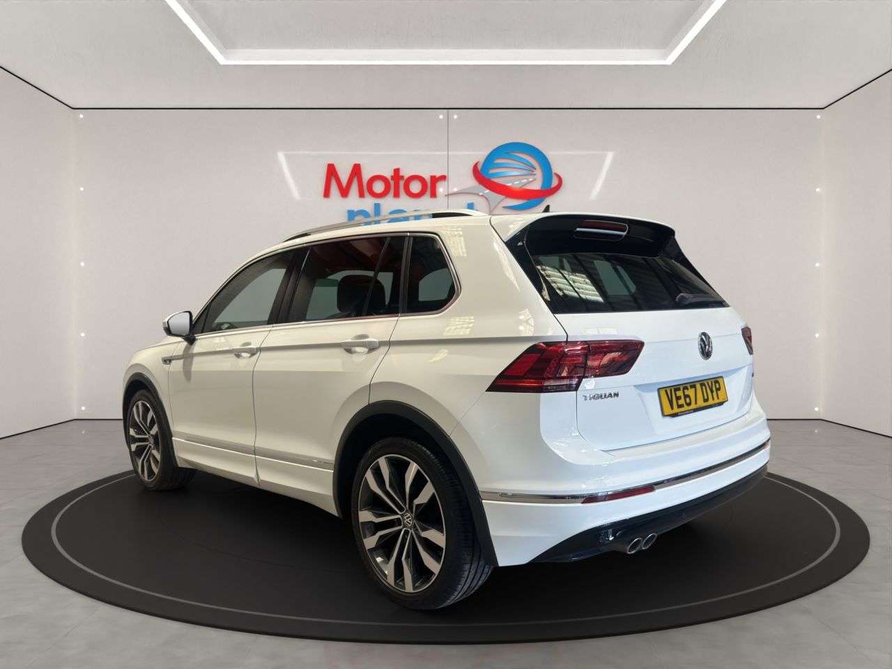 2017 VOLKSWAGEN TIGUAN 2017 VOLKSWAGEN TIGUAN