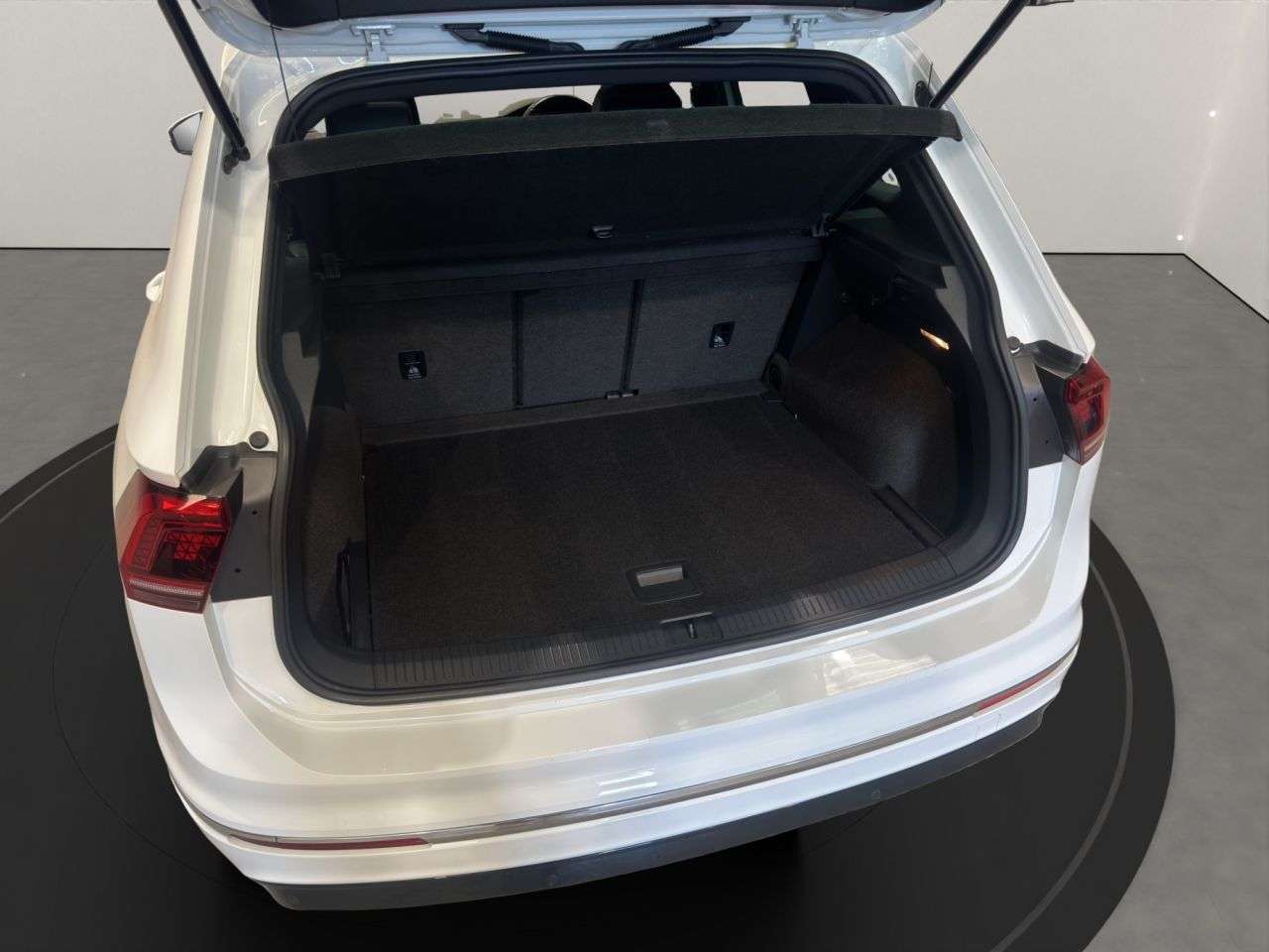 2017 VOLKSWAGEN TIGUAN 2017 VOLKSWAGEN TIGUAN