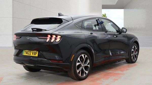 2022 FORD MUSTANG MACH-E 2022 FORD MUSTANG MACH-E