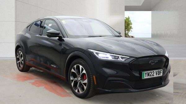 A 2022 FORD MUSTANG MACH-E Extended Range 91kWh SUV 5dr Electric Automatic AWD (351 ps) A 2022 FORD MUSTANG MACH-E Extended Range 91kWh SUV 5dr Electric Automatic AWD (351 ps)