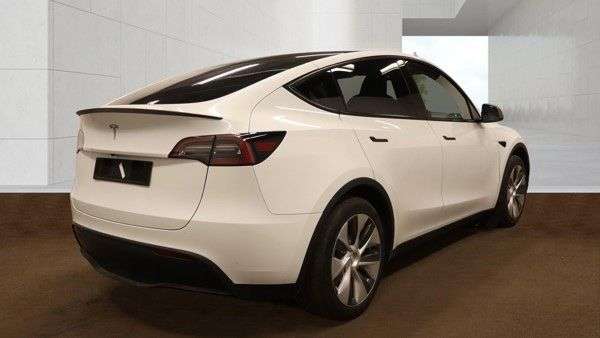 2023 TESLA MODEL Y 2023 TESLA MODEL Y