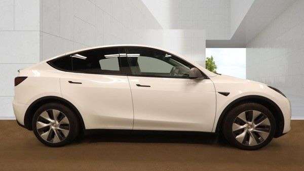 2023 TESLA MODEL Y 2023 TESLA MODEL Y