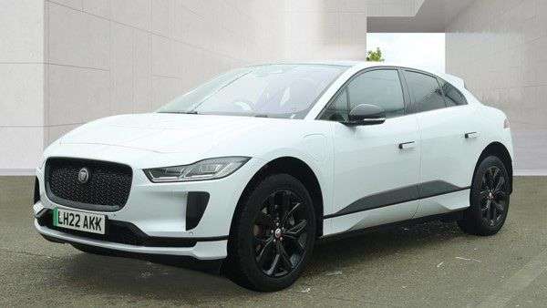 A 2022 JAGUAR I-PACE 400 90kWh HSE Black SUV 5dr Electric Auto 4WD (400 ps) A 2022 JAGUAR I-PACE 400 90kWh HSE Black SUV 5dr Electric Auto 4WD (400 ps)