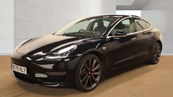 A 2020 TESLA MODEL 3 (Dual Motor) Performance Saloon 4dr Electric Auto 4WDE (Performance Upgrade A 2020 TESLA MODEL 3 (Dual Motor) Performance Saloon 4dr Electric Auto 4WDE (Performance Upgrade