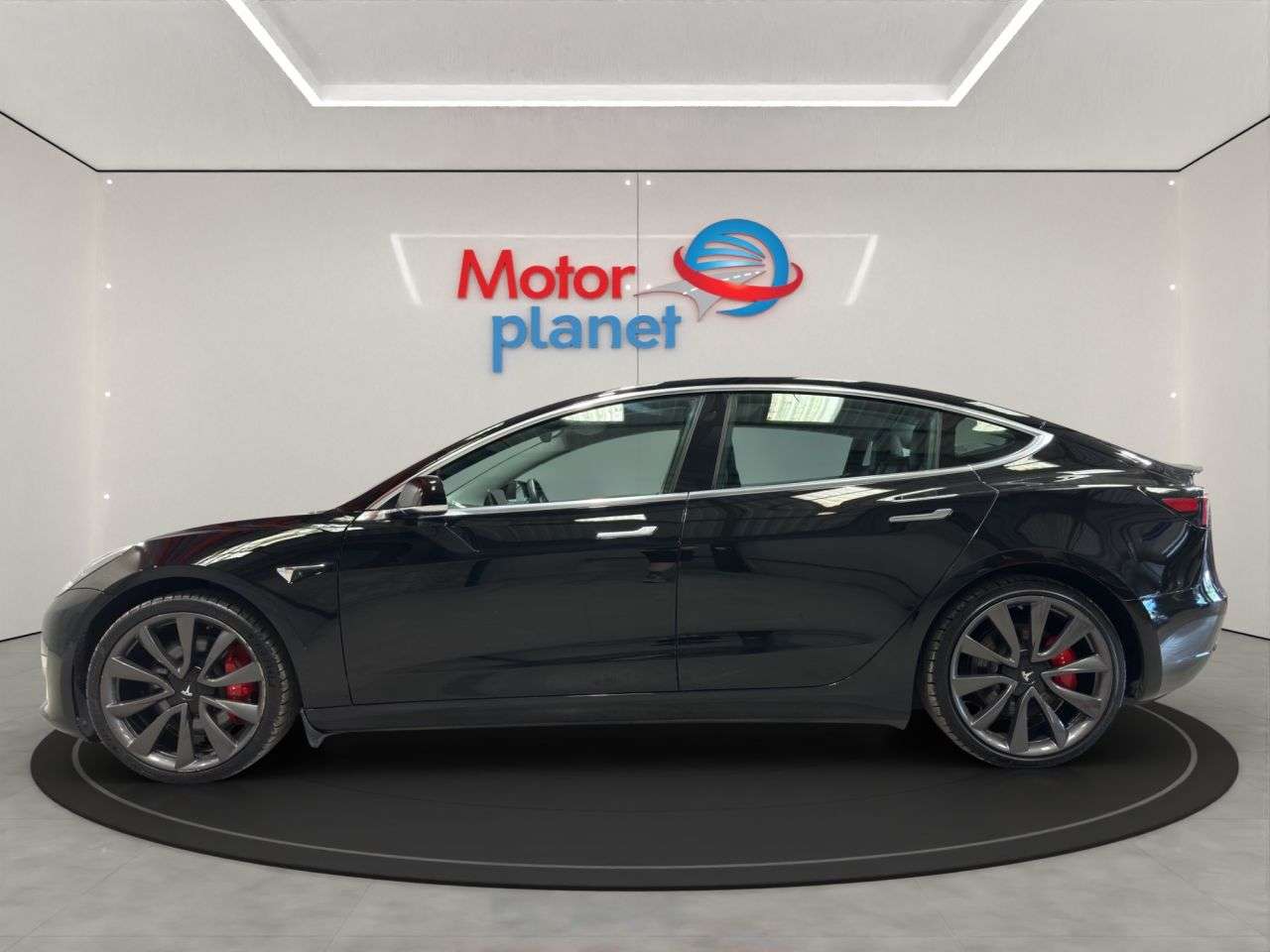 A 2020 TESLA MODEL 3 (Dual Motor) Performance Saloon 4dr Electric Auto 4WDE (Performance Upgrade A 2020 TESLA MODEL 3 (Dual Motor) Performance Saloon 4dr Electric Auto 4WDE (Performance Upgrade