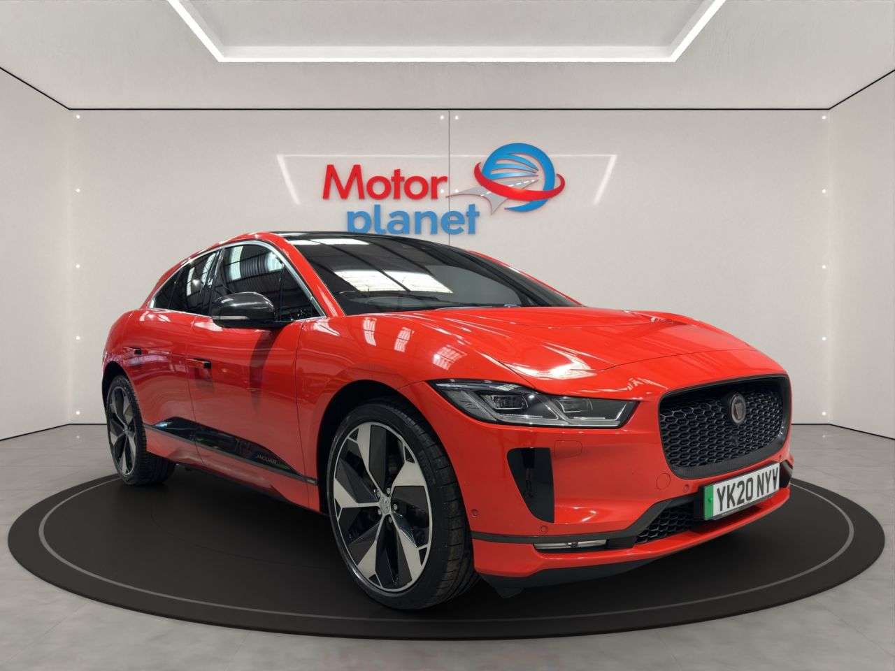 A 2020 JAGUAR I-PACE 400 90kWh HSE SUV 5dr Electric Auto 4WD (400 ps) A 2020 JAGUAR I-PACE 400 90kWh HSE SUV 5dr Electric Auto 4WD (400 ps)