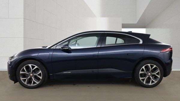 A 2020 JAGUAR I-PACE 400 90kWh HSE SUV 5dr Electric Auto 4WD (400 ps) A 2020 JAGUAR I-PACE 400 90kWh HSE SUV 5dr Electric Auto 4WD (400 ps)