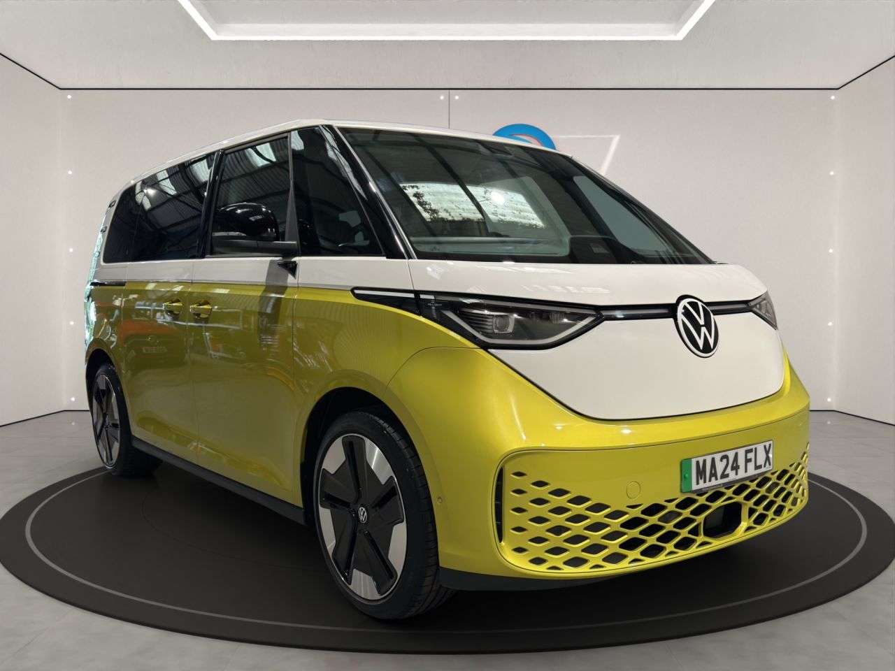 A 2024 VOLKSWAGEN ID. BUZZ Pro 77kWh 1ST Edition MPV 5dr Electric Auto (204 ps) A 2024 VOLKSWAGEN ID. BUZZ Pro 77kWh 1ST Edition MPV 5dr Electric Auto (204 ps)