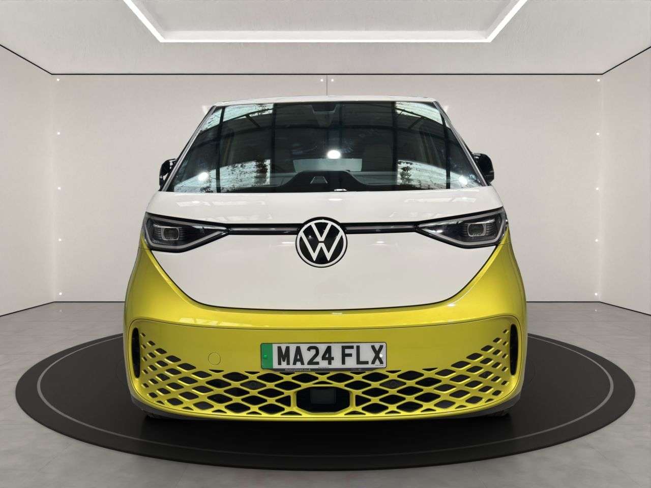 A 2024 VOLKSWAGEN ID. BUZZ Pro 77kWh 1ST Edition MPV 5dr Electric Auto (204 ps) A 2024 VOLKSWAGEN ID. BUZZ Pro 77kWh 1ST Edition MPV 5dr Electric Auto (204 ps)