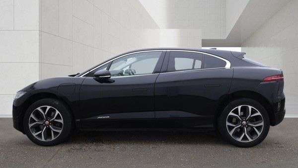 A 2020 JAGUAR I-PACE 400 90kWh HSE SUV 5dr Electric Auto 4WD (400 ps) A 2020 JAGUAR I-PACE 400 90kWh HSE SUV 5dr Electric Auto 4WD (400 ps)