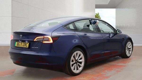 2021 TESLA MODEL 3 2021 TESLA MODEL 3