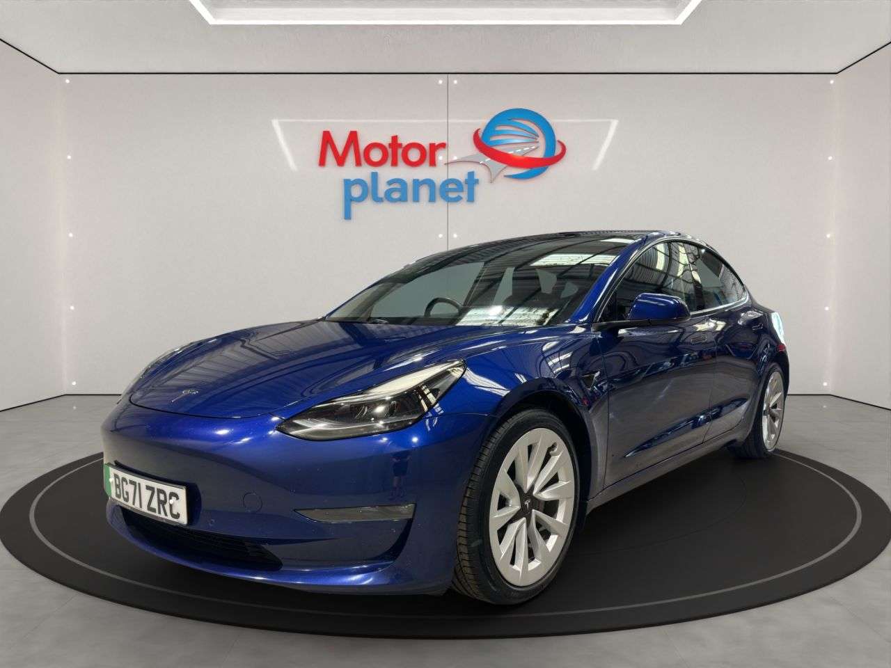 A 2021 TESLA MODEL 3 (Dual Motor) Long Range Saloon 4dr Electric Auto 4WDE (346 ps) A 2021 TESLA MODEL 3 (Dual Motor) Long Range Saloon 4dr Electric Auto 4WDE (346 ps)