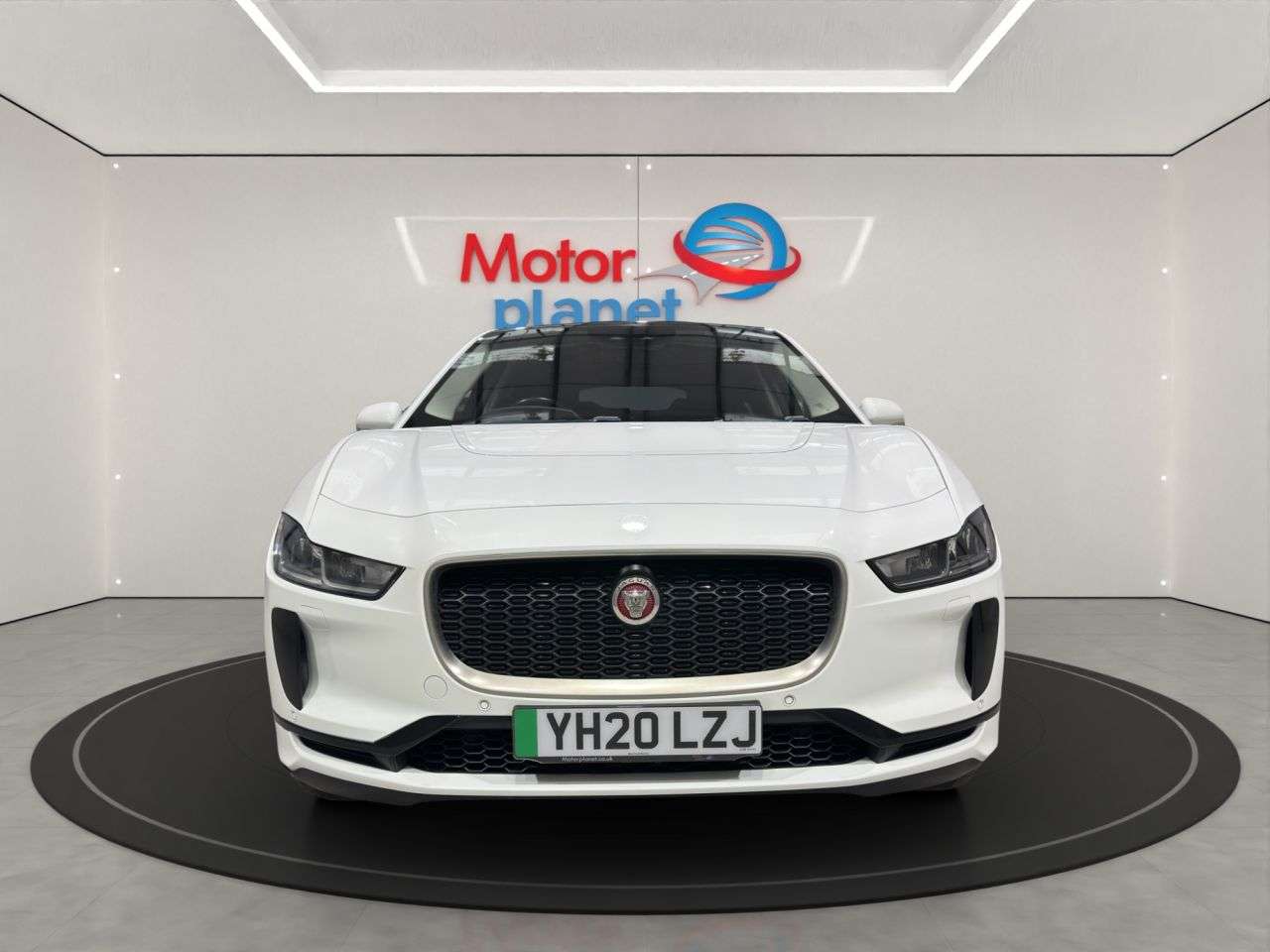 A 2020 JAGUAR I-PACE 400 90kWh S SUV 5dr Electric Auto 4WD (400 ps) A 2020 JAGUAR I-PACE 400 90kWh S SUV 5dr Electric Auto 4WD (400 ps)