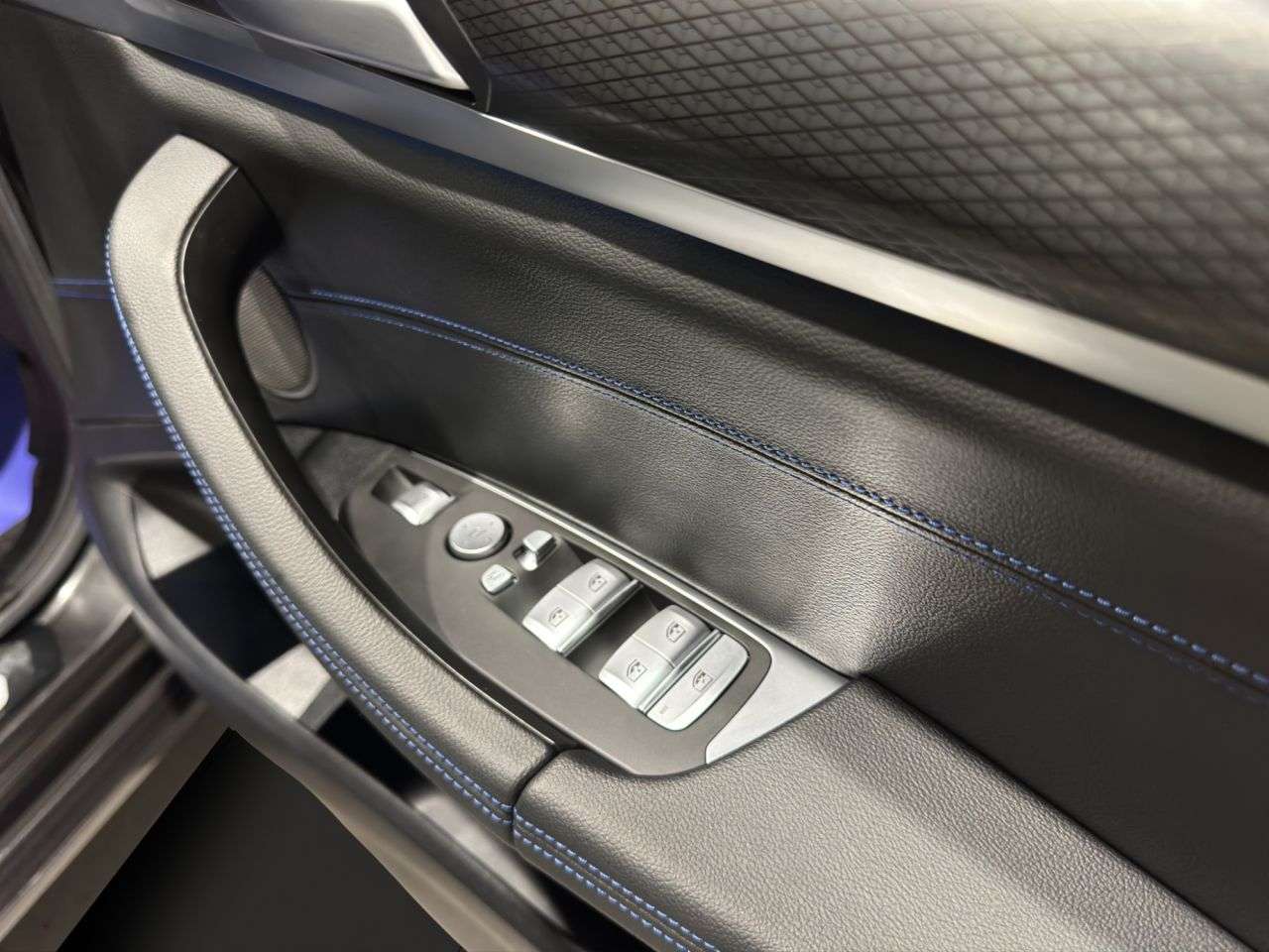 2022 BMW IX3 2022 BMW IX3