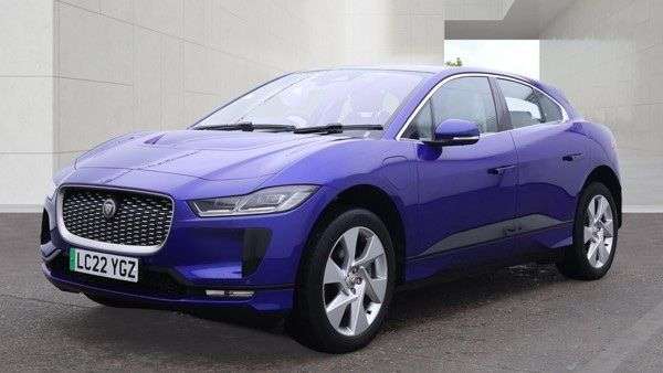 A 2022 JAGUAR I-PACE 400 90kWh SE SUV 5dr Electric Auto 4WD (400 ps) A 2022 JAGUAR I-PACE 400 90kWh SE SUV 5dr Electric Auto 4WD (400 ps)